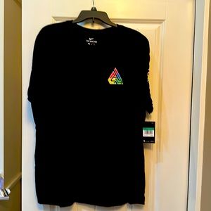 Mens Nike shirt Size XL